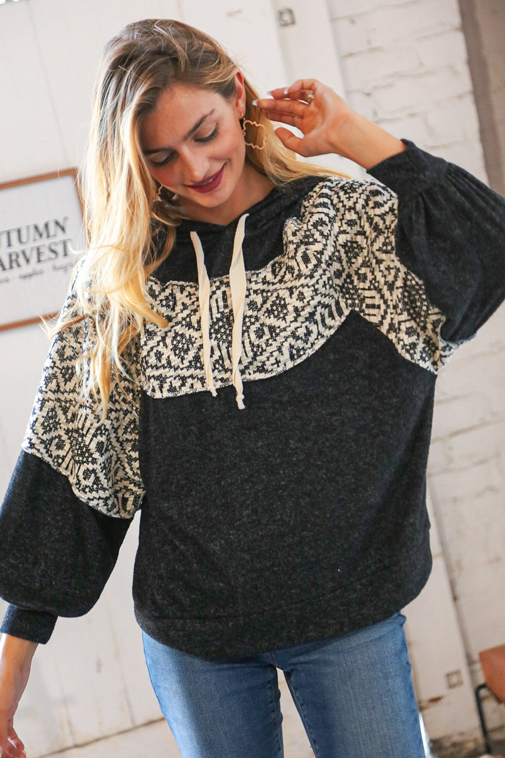 Aztec Jacquard Hacci Outseam Sweater Hoodie