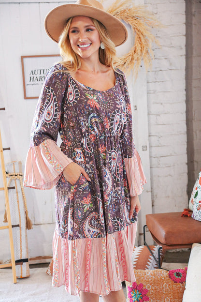 Berry Ethnic Paisley Sweet Heart Neck Bell Sleeve Dress