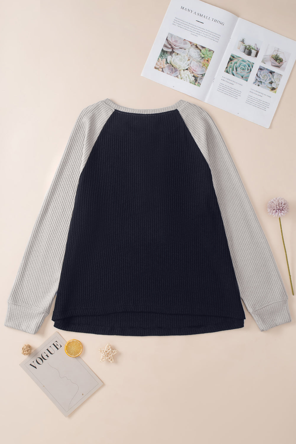 Black Color Contrast Waffle Knit Buttoned Plus Size Top