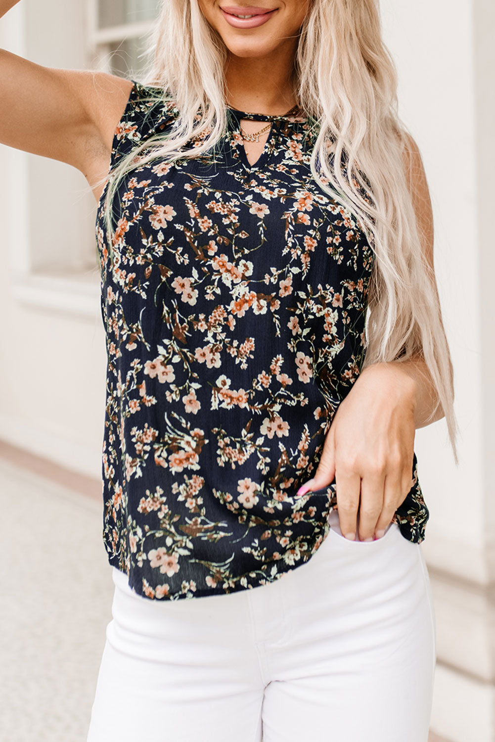 Blue Cutout Decor Round Neck Floral Tank Top