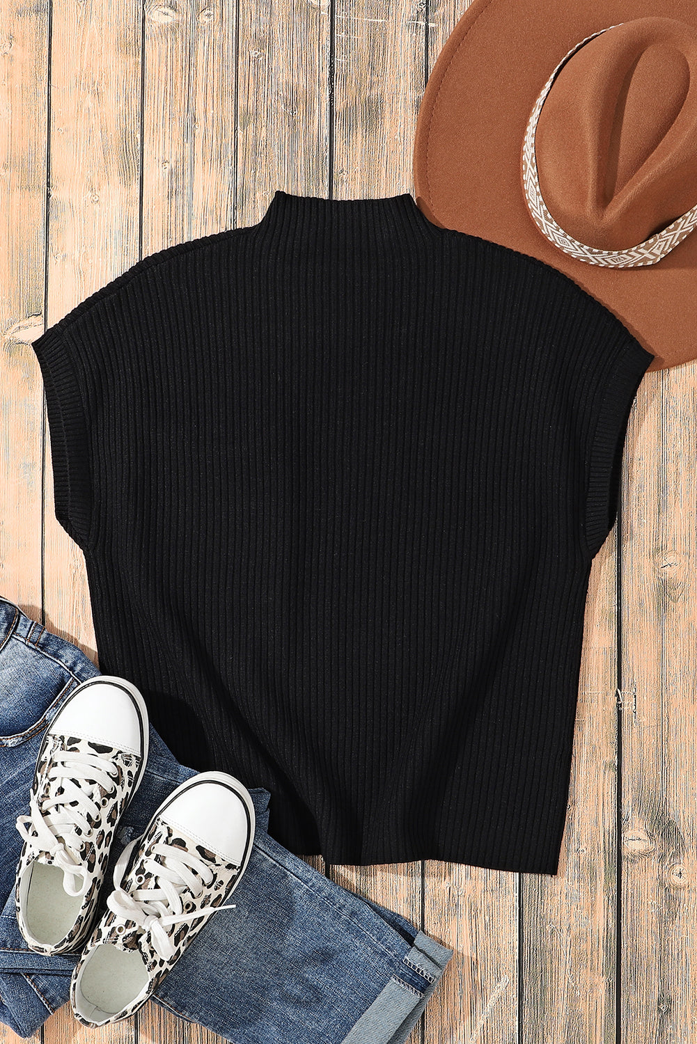 Black Patch Pocket Ribbed Knit Short Sleeve Sweater